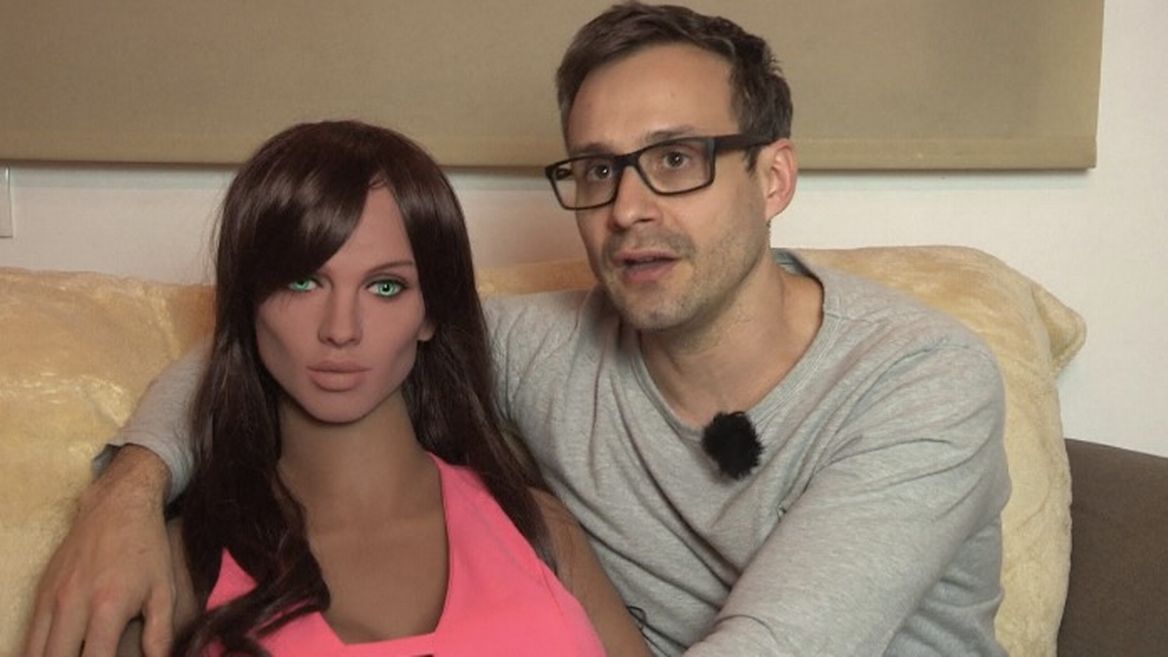 SEX ROBOT 'Samantha'